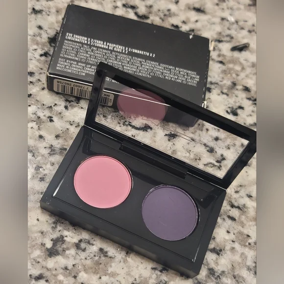 MAC M.A.C Eye Shadow X2 Palette Dynamic Duo 4 Brand New In Box - Picture 3 of 4